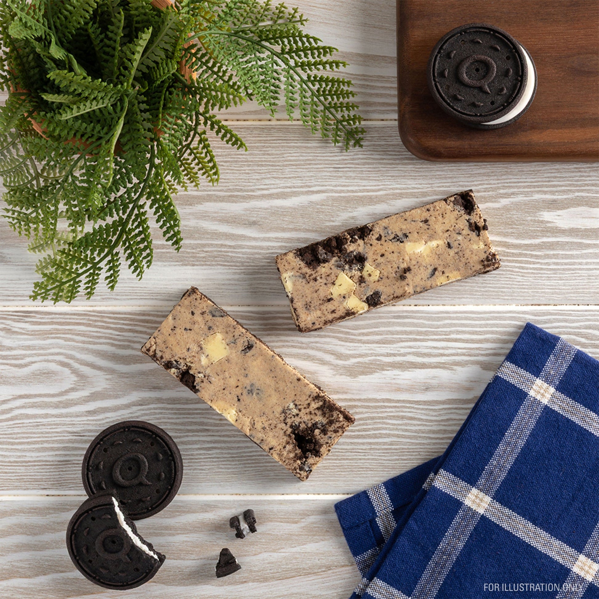 cookies-and-cream-protein-bars-x3 15807_QN_USA_ProteinBar_CAC_InterimAssetUpdate_Digital_Tabletop2.jpg