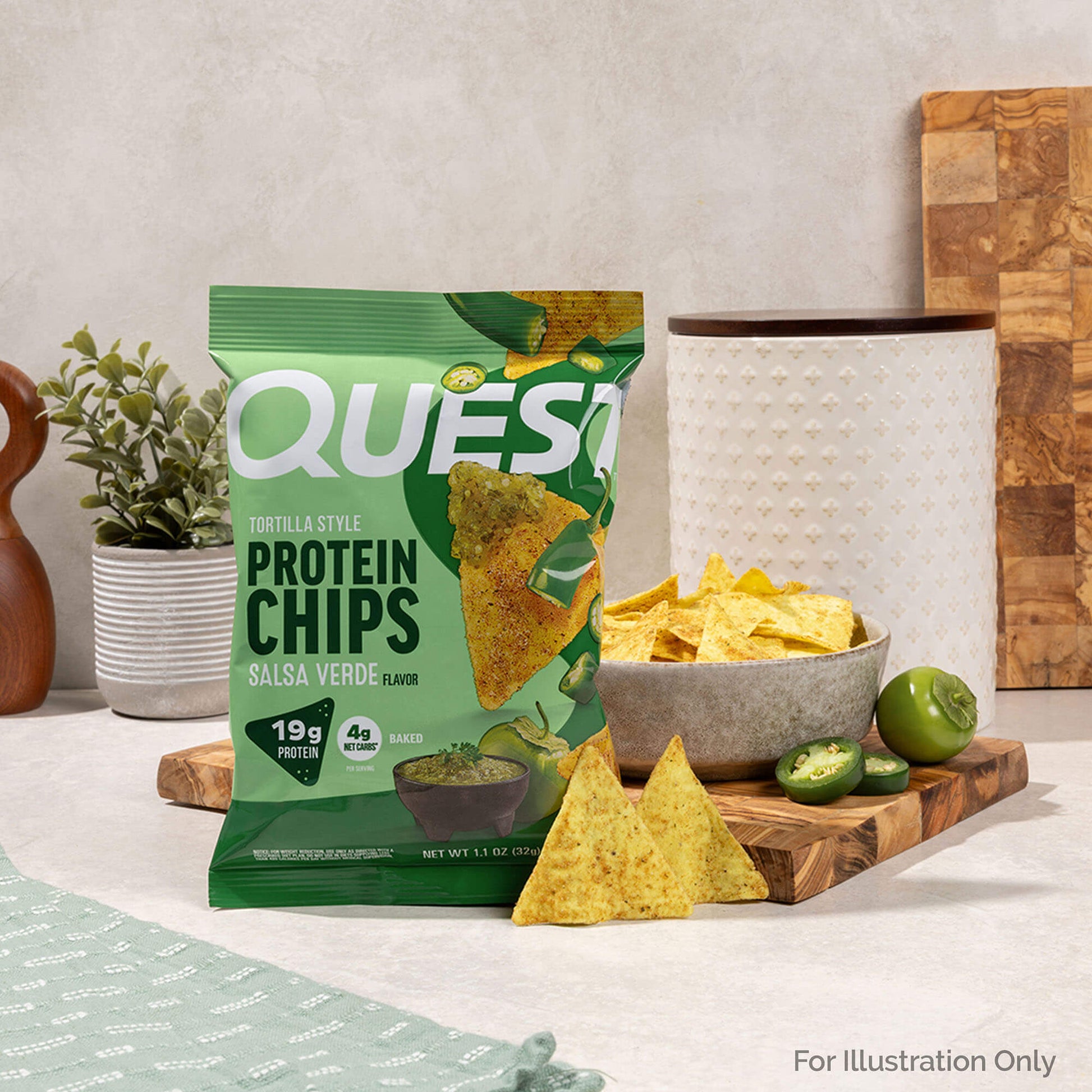 salsa-verde-tortilla-style-protein-chips-a7 qst-016419-salsa-verde-tortilla-style-protein-chips_5.jpg